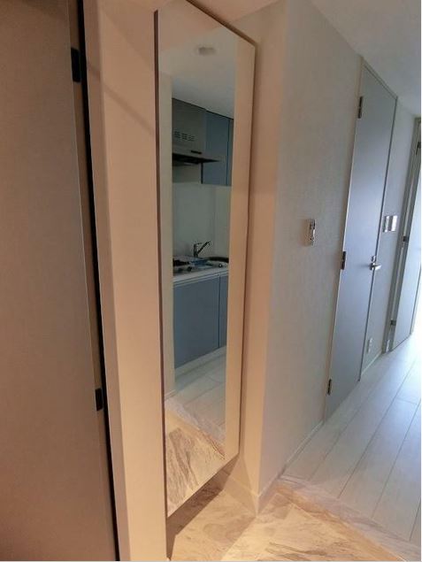 玄関　他のお部屋の参考写真となります。
