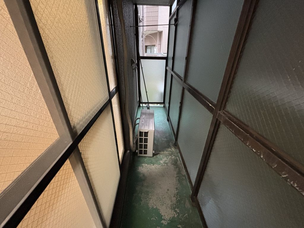 バルコニー　バルコニー
