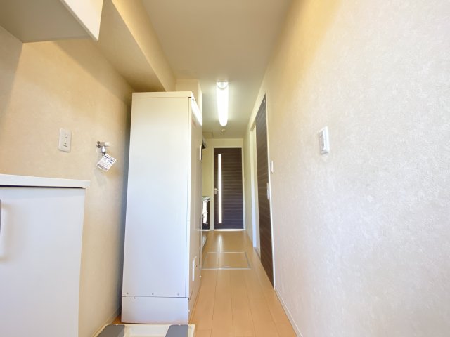 その他部屋・スペース　玄関-廊下-キッチンスペース★