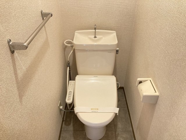 トイレ　別のお部屋の写真です