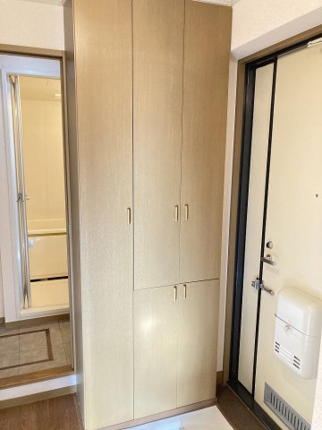 玄関　別のお部屋の写真です