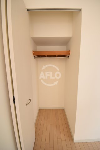 収納　ジュネーゼ京町堀パークサイド　クローゼット