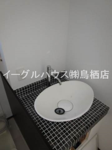 洗面設備　お洒落な洗面台