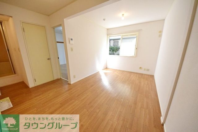 居室・リビング　お問合せはタウンハウジングまで！※現地待合わせ相談可能