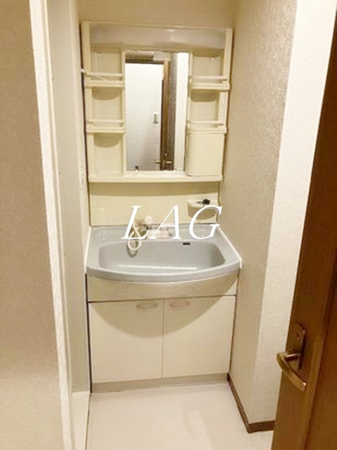 洗面設備　洗面台です。
