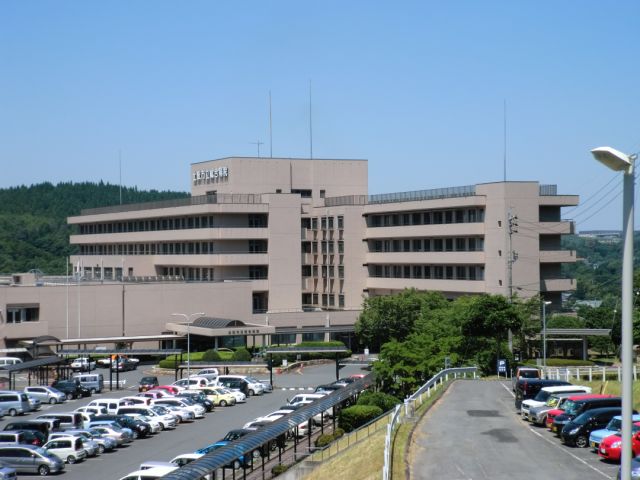 病院　市立総合病院（病院）まで1500m