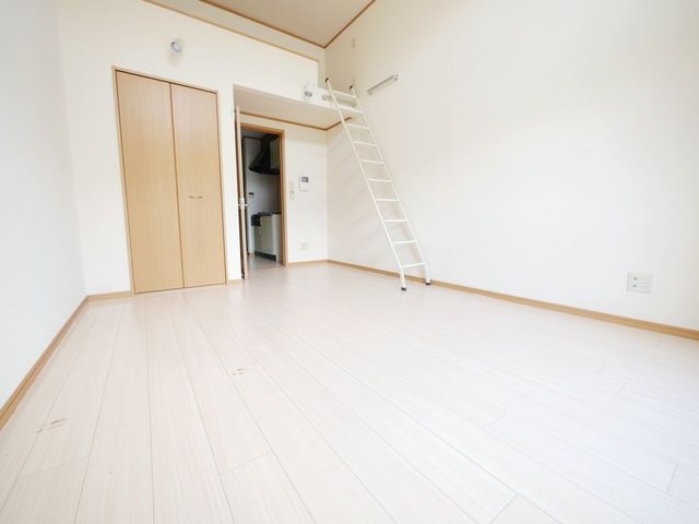 居室・リビング　★お部屋探しはタウンハウジング高幡不動店まで★