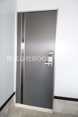 玄関　収納もある玄関です