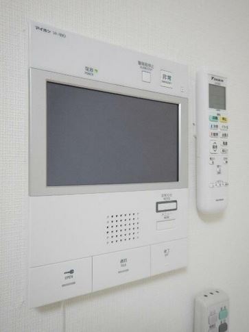 セキュリティ　★TV付インターホンだから安心★