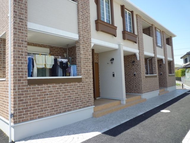 エントランス　同施工会社仕様写真