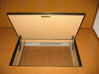 収納　大容量床下収納