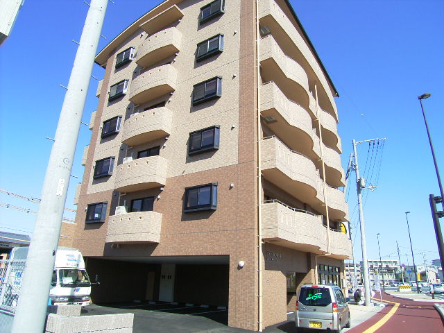 建物外観　現況を優先します。（撮影時期：2007年3月）