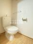 トイレ　白基調で清潔感のあるトイレです♪