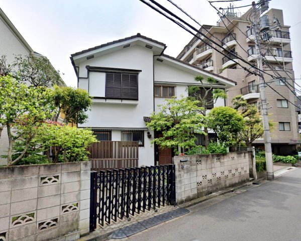 建物外観　外観は落ち着いています
