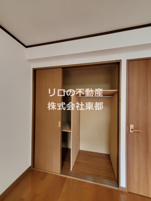 収納　※写真は反転タイプの室内。仕様・設備は現況優先です※
