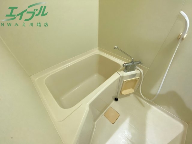 バス・シャワールーム　別部屋参考写真です