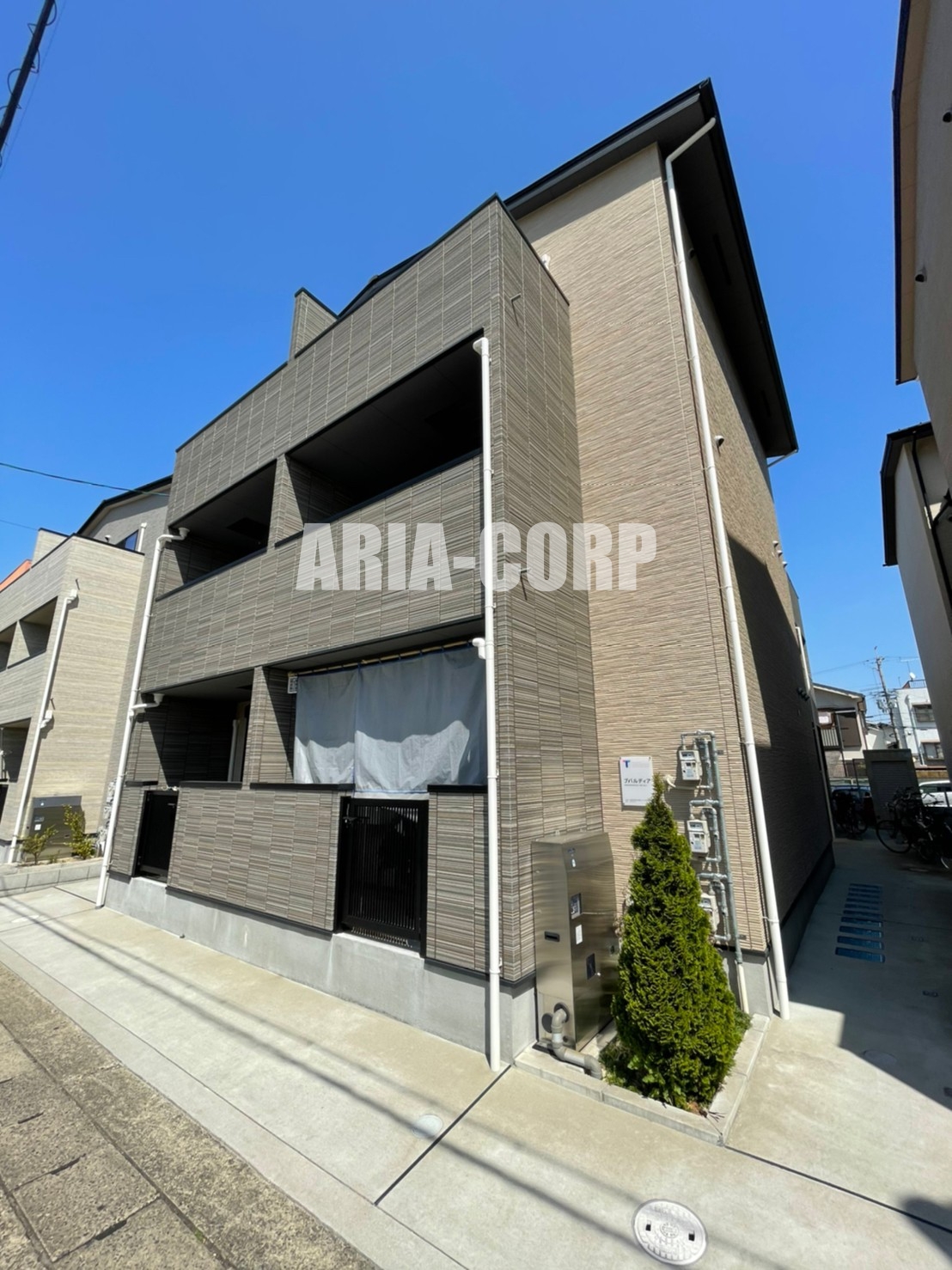 建物外観　2018年完成、大手ハウスメーカー施工デザイナーズアパート！