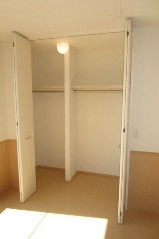 収納　クローゼットで使いやすく配慮されています。