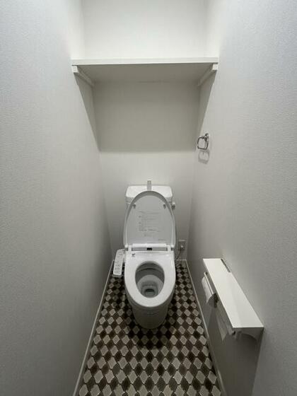 ガレージハウス ラ・メールIのトイレ写真