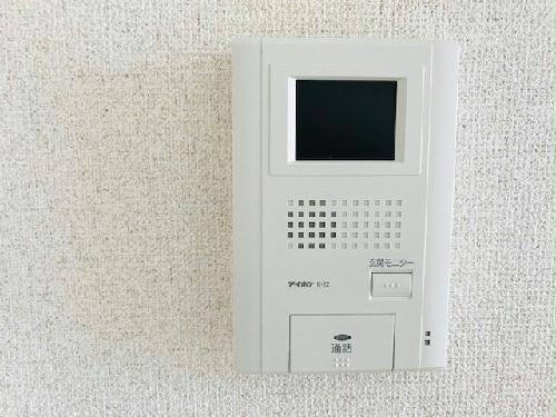 セキュリティ　TVモニター付きインターフォンです。