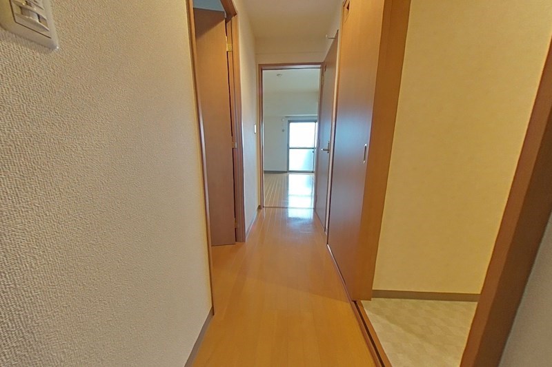 玄関　※他部屋参照・現況優先