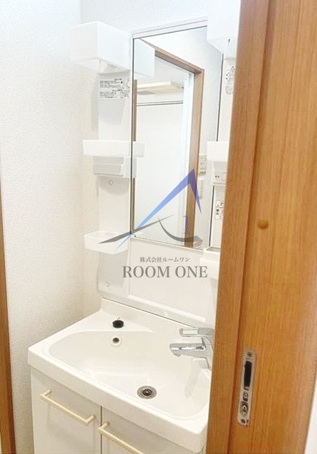 洗面設備　洗面台です。