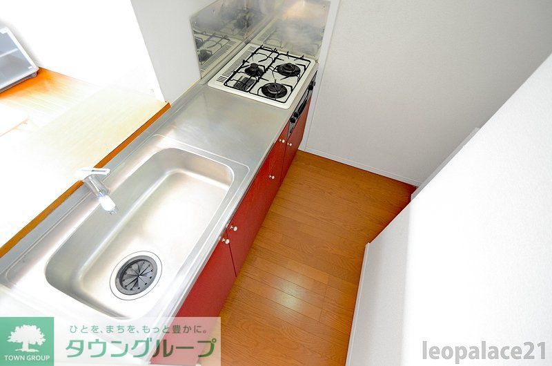 キッチン　設備・仕様は号室により異なる為、現況を優先致します。