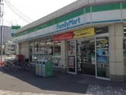 コンビニ　ファミリーマート 川崎大島五丁目店（コンビニ）まで359m