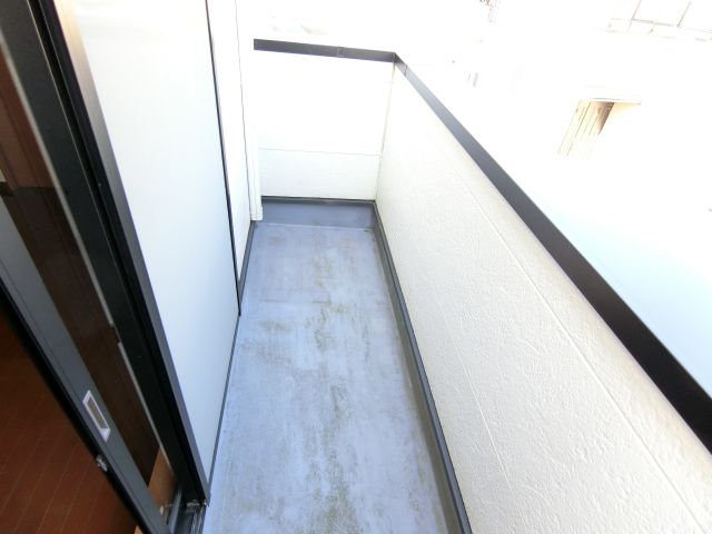 バルコニー　同物件別部屋イメージ写真