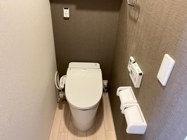 トイレ　シャワー付トイレ