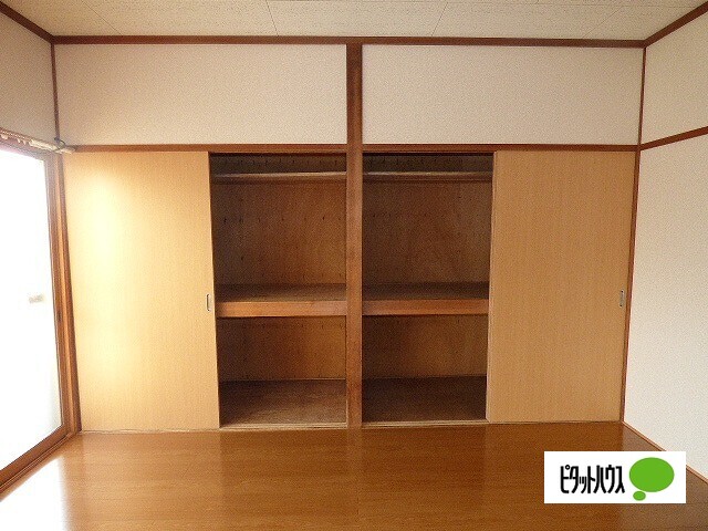 玄関　他のお部屋の写真です