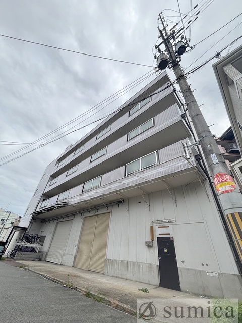 建物外観　スタイリッシュな建物です＾＾