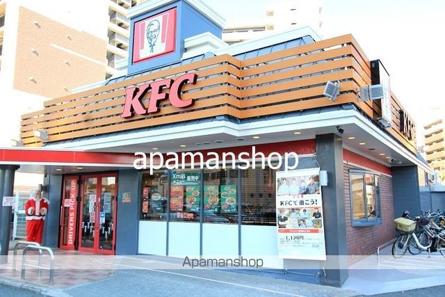 飲食店　ケンタッキーフライドチキン（飲食店）まで100m