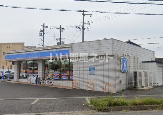 コンビニ　ローソン岸和田中井町店（コンビニ）まで607m
