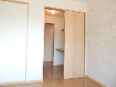 収納　ウォークインクローゼット（イメージ）