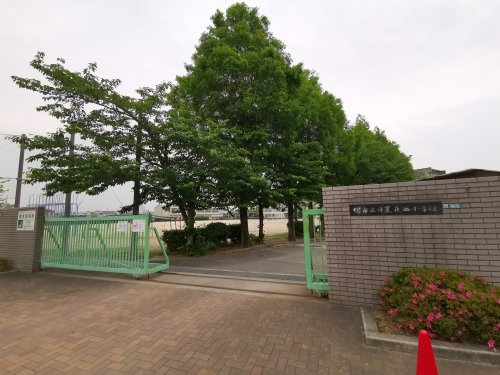 小学校　堺市立日置荘西小学校（小学校）まで505m
