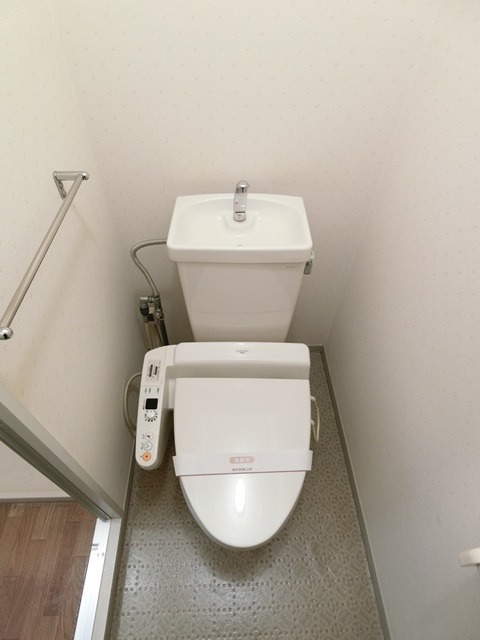 トイレ　図面と現状に相違がある場合には現状を優先