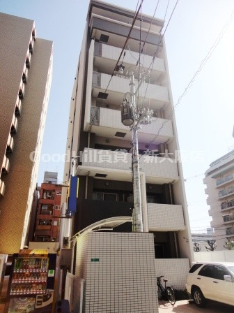 建物外観　ルヴェール新大阪