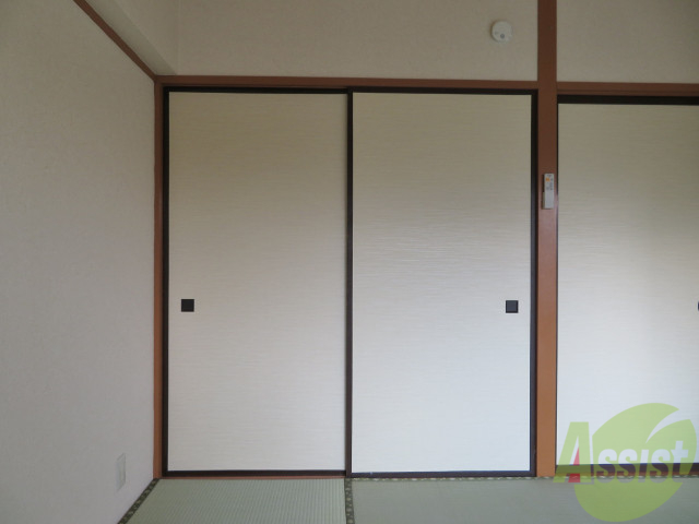 収納　押入れです。大きい荷物もしまうことができます。