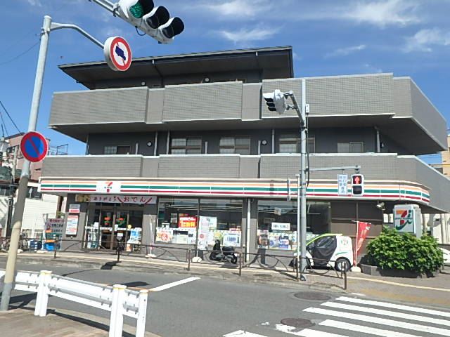 コンビニ　セヴンイレブン（コンビニ）まで120m