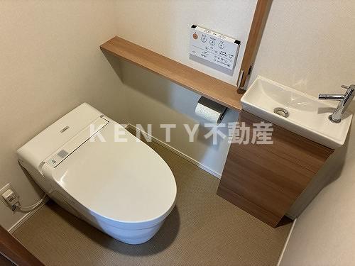 トイレ　落ち着いたトイレです