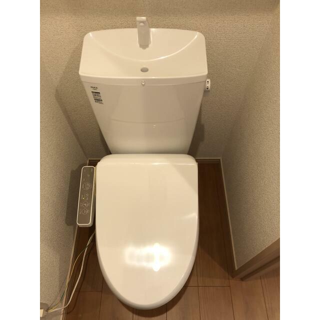 トイレ　温水洗浄便座　バス・トイレ別