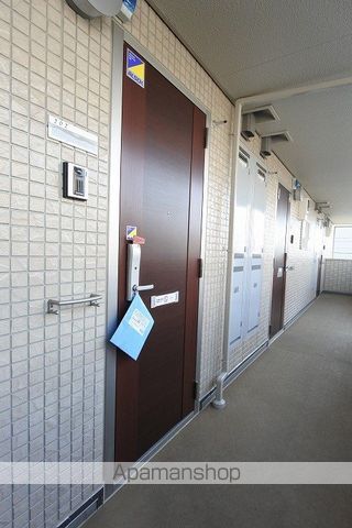 つくばエクスプレス つくば駅 バス乗車時間：8分 最寄りバス停で下車 徒歩3分 2階建 築15年の外観写真