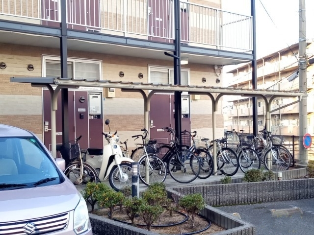レオパレスビィラ たもんの外観写真
