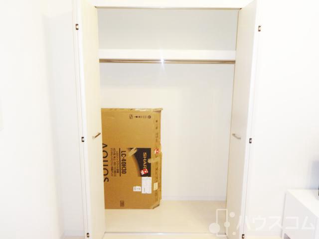 収納　余計な物はしまってしまいましょう。