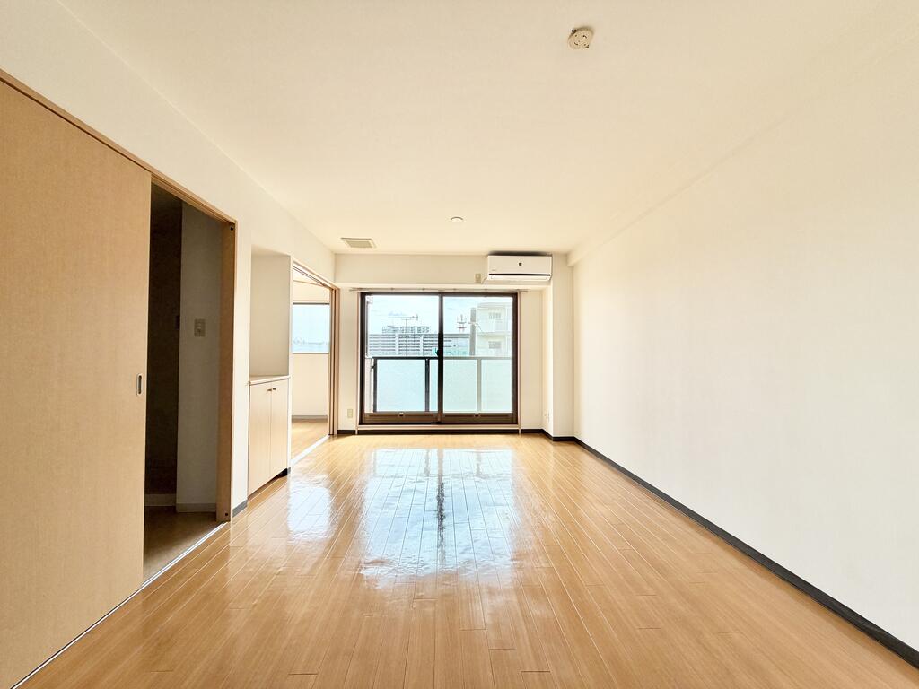 -Casa Marrone-カーサマローネの居間写真