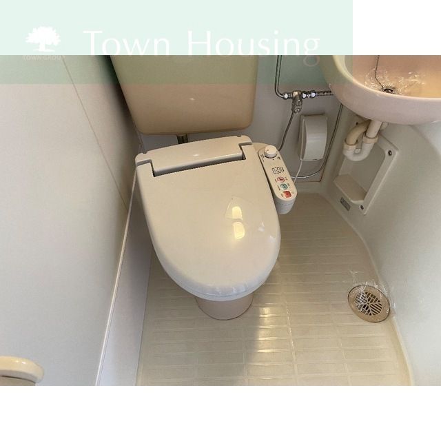 東京メトロ東西線 妙典駅 徒歩10分 3階建 築39年のトイレ写真