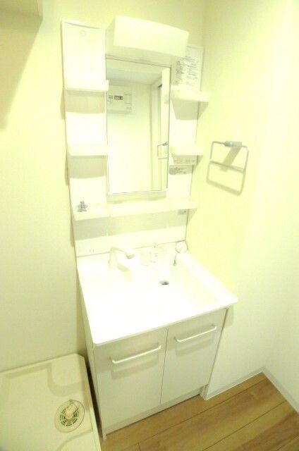 洗面設備　※別部屋参考写真