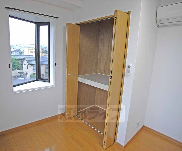 収納　いっぱい入る収納です。