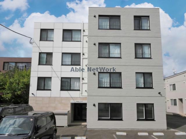 地下鉄南北線 北２４条駅 徒歩10分 築2年